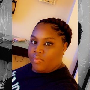 Meet your Posher, Felicia